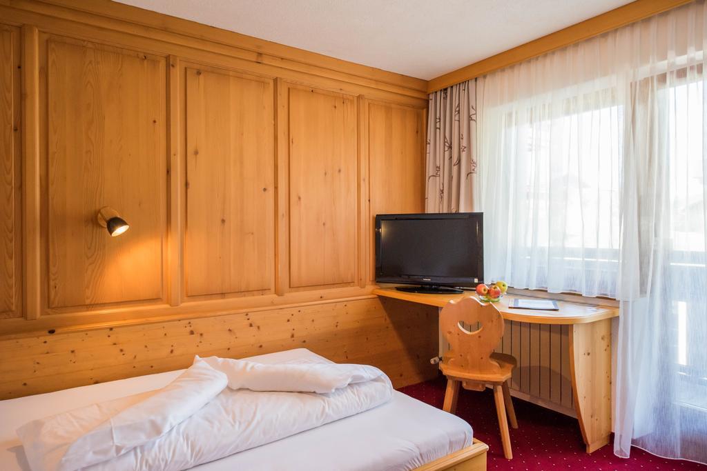 Hotel Tiroler Herz Hinterhornbach Екстер'єр фото